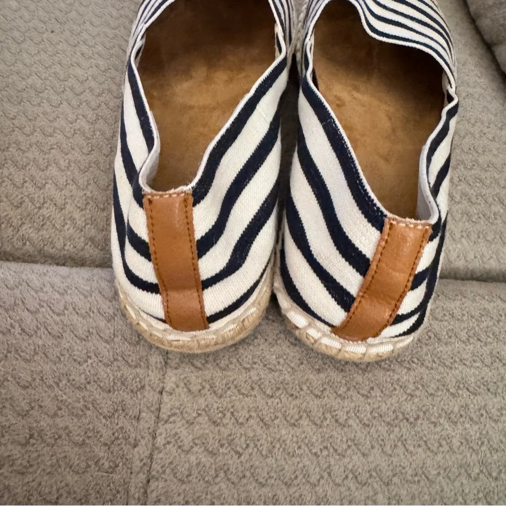 Vionic Valerie striped espadrilles flats loafers size 8